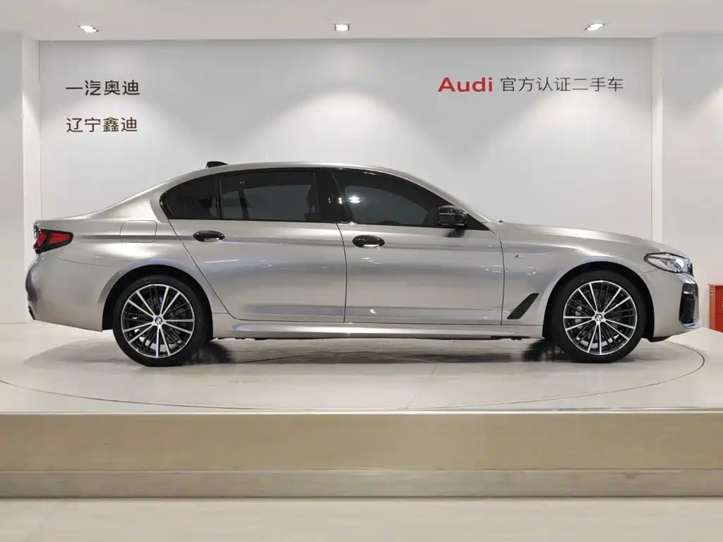 BMW 5 Series 2023