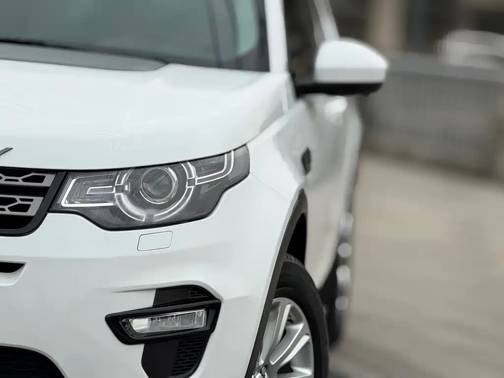 Land Rover Discovery Sport 2018 — фото 15