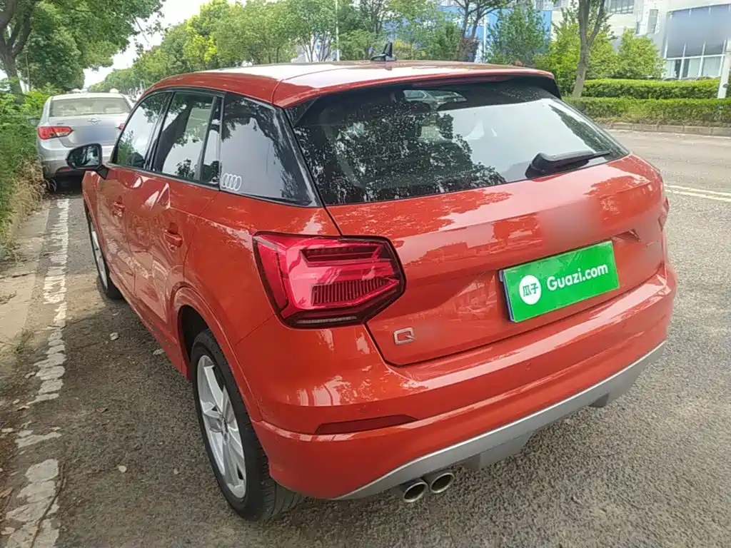 Audi Q2L 2020