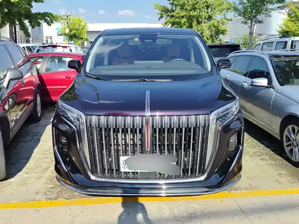 Hongqi HQ9 PHEV 2025