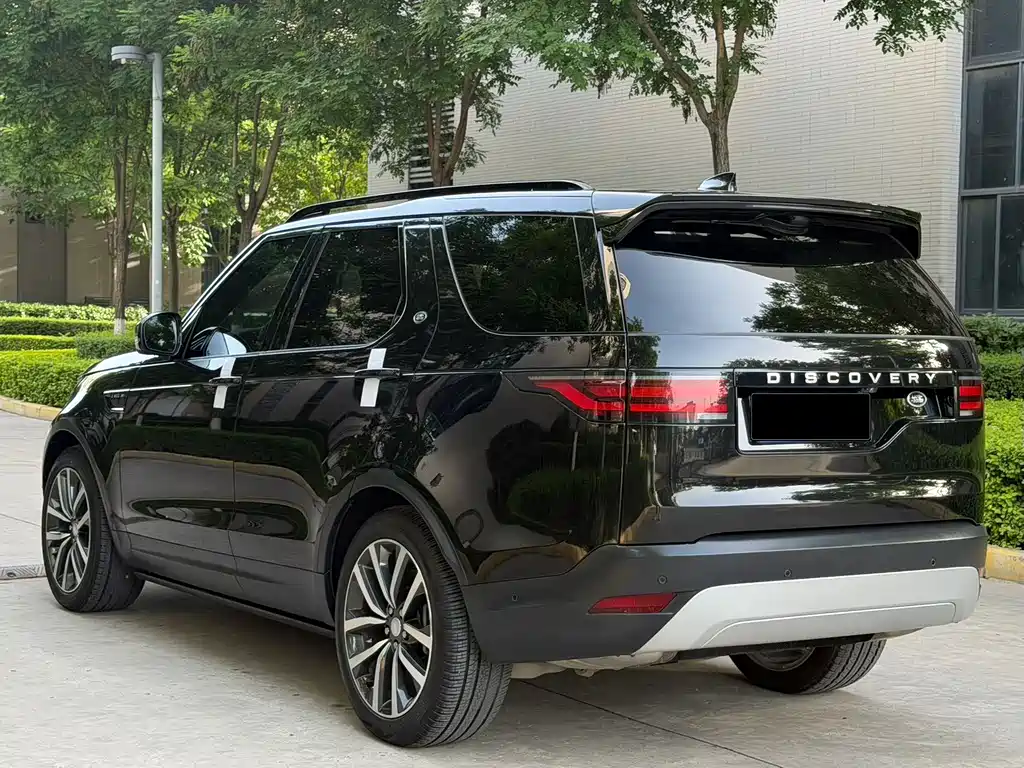 Land Rover Discovery 2024 — фото 14