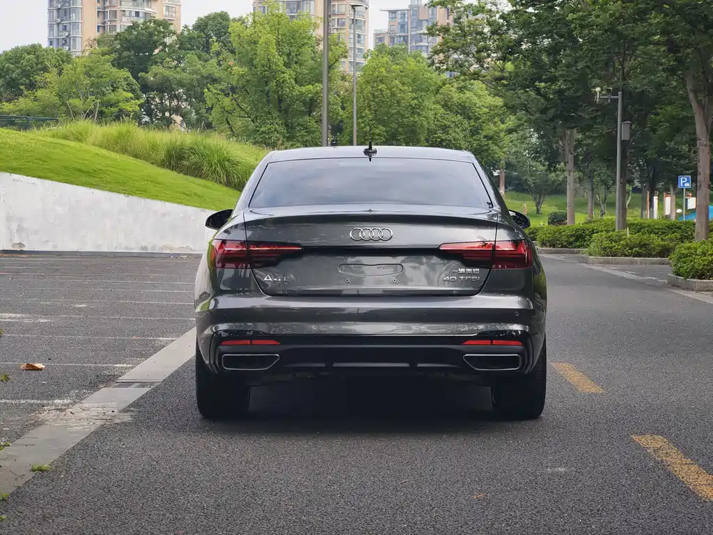Audi A4L 2025