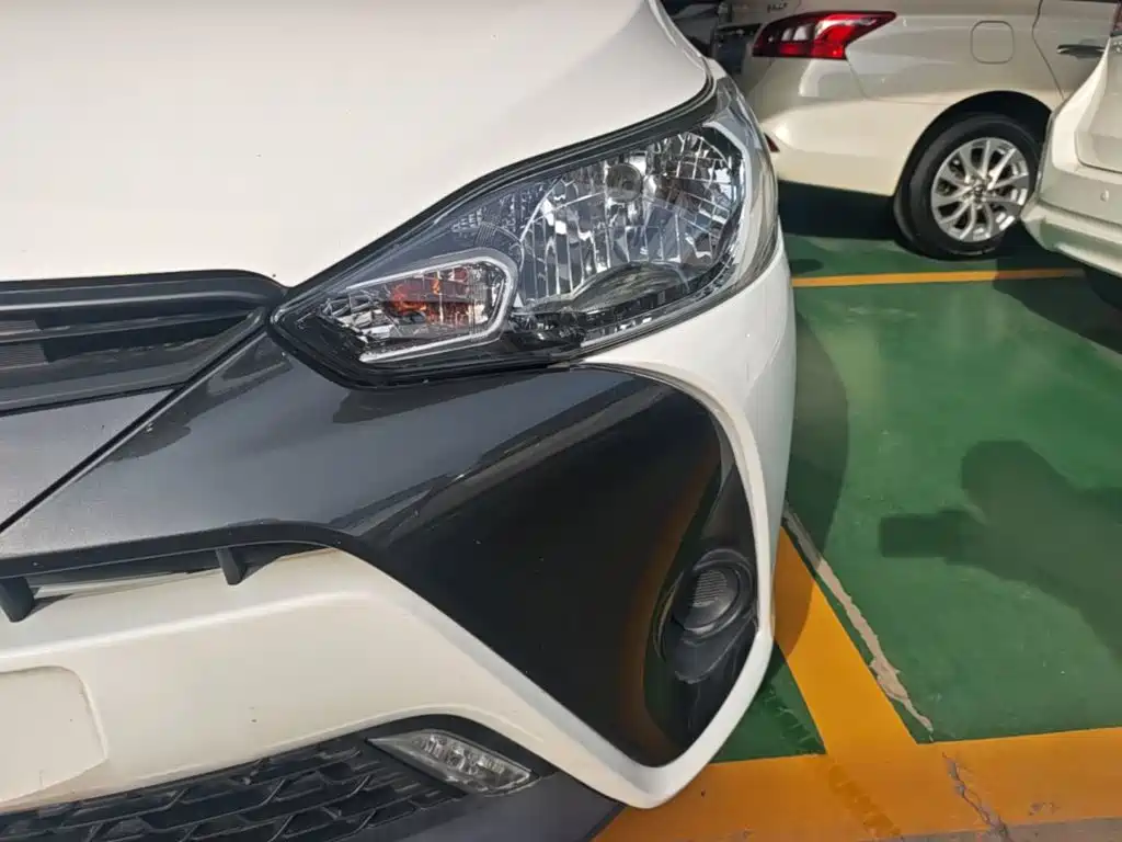 Toyota Yaris L 2019 — фото 24