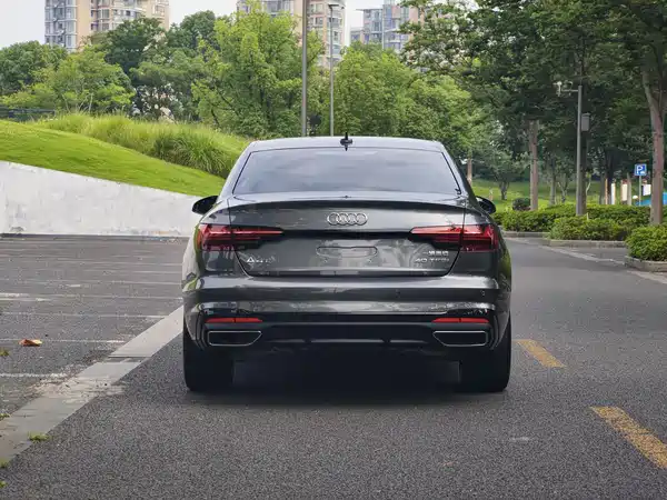 Audi A4L 2025