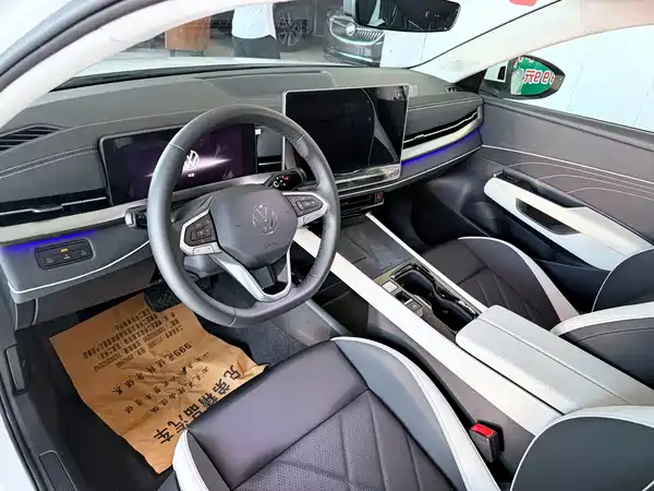 Volkswagen Sagitar 2025