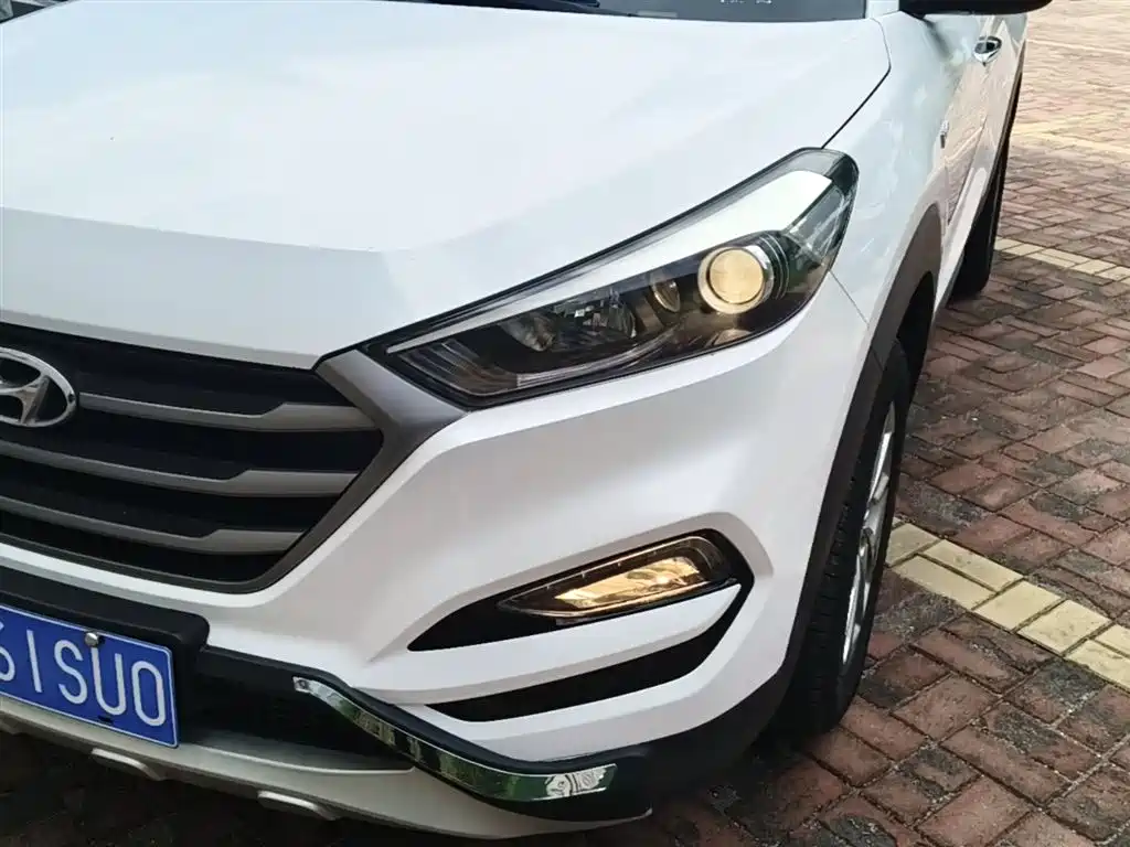Hyundai Tucson 2017 — фото 24