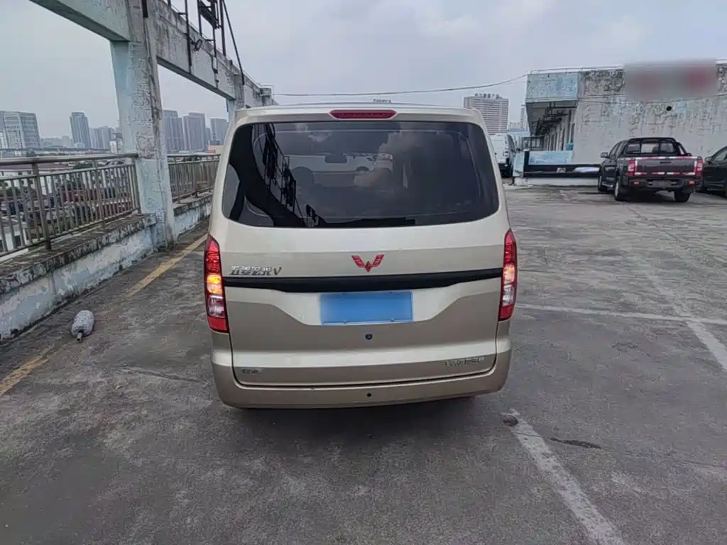 Wuling Hongguang V 2025