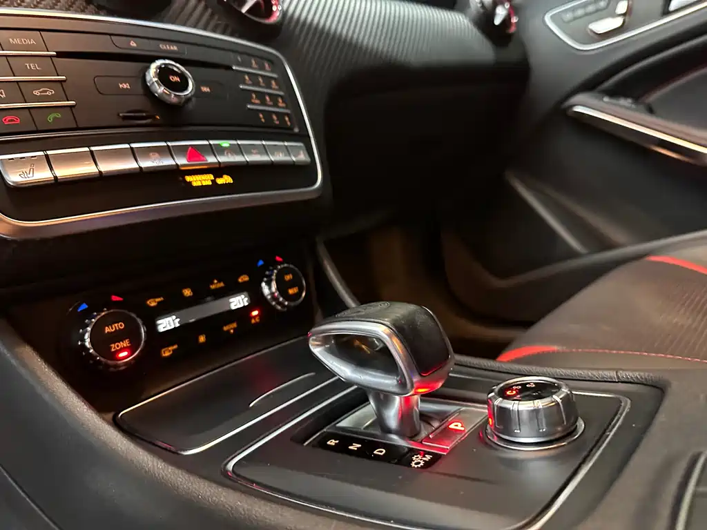 Mercedes-Benz A-Class AMG 2018 — фото 8