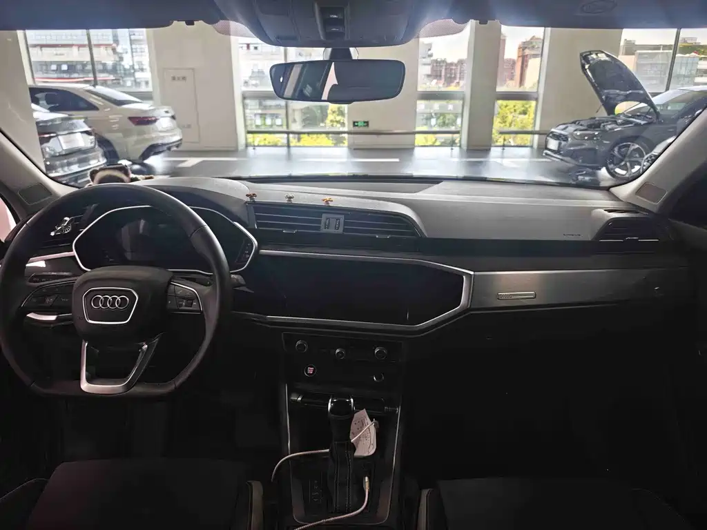 Audi Q3 2023