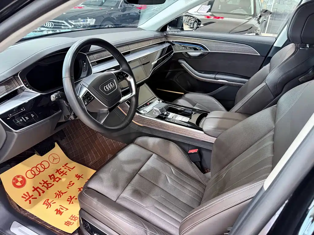 Audi A8 2022