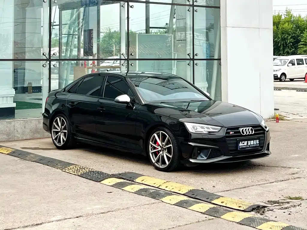 Audi S4 2019 — фото 3