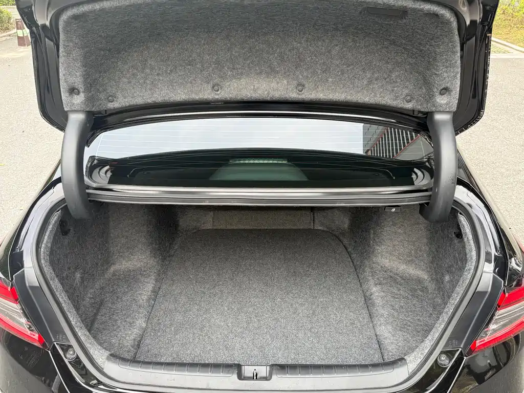 Honda Accord 2023 — фото 29