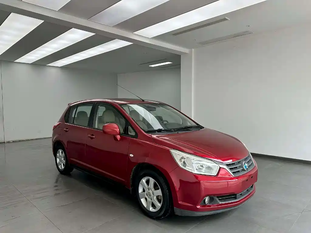 Venucia R50 2013