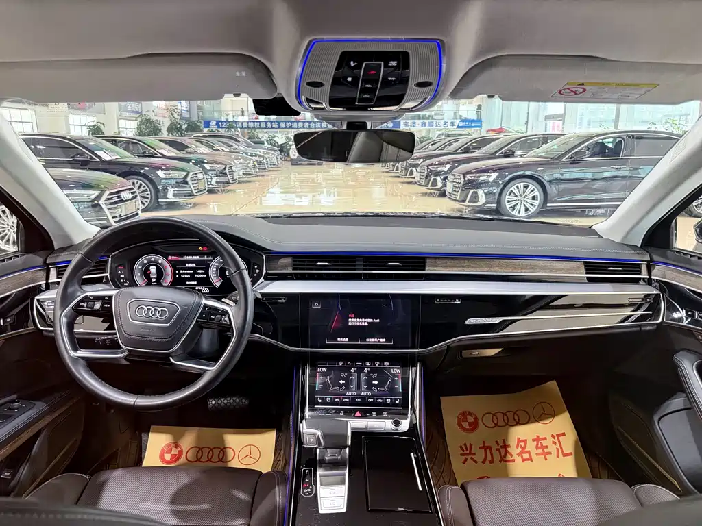 Audi A8 2022