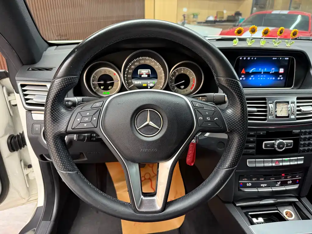 Mercedes-Benz E-Class 2014 — фото 14