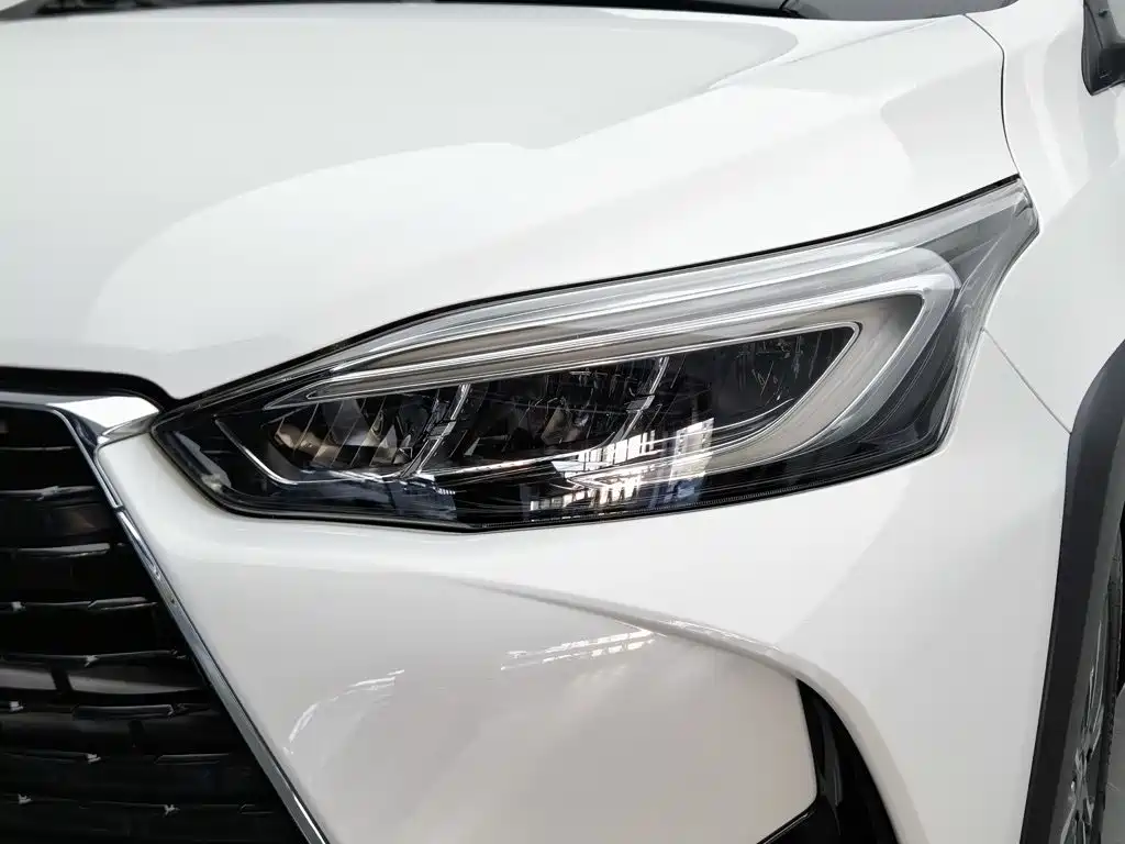 Toyota Yaris L 2020