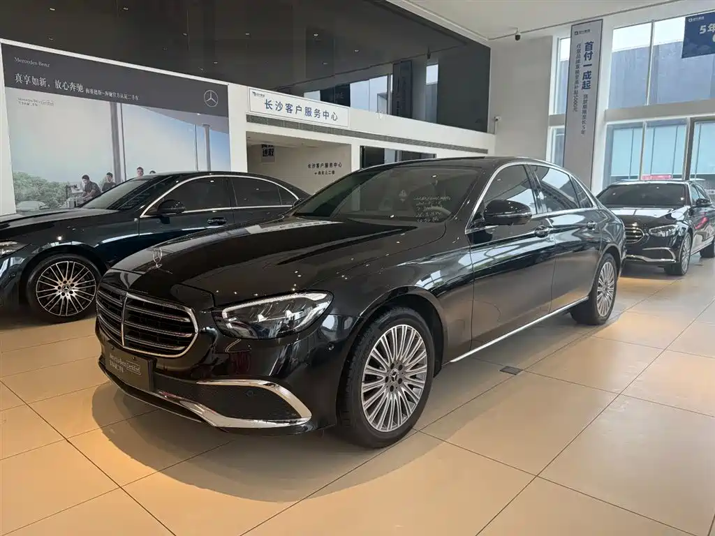 Mercedes-Benz E-Class 2022 — фото 2