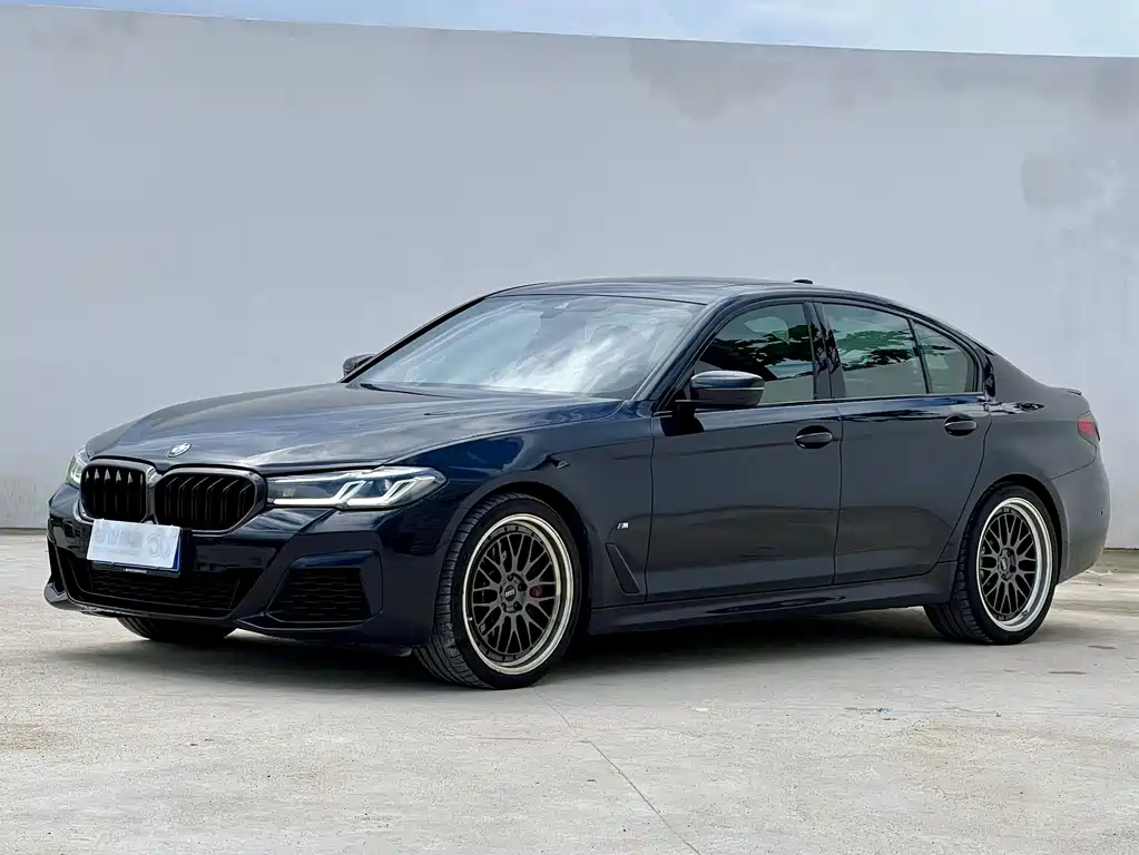 BMW 5 Series 2021