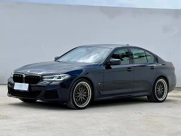 BMW 5 Series 2021