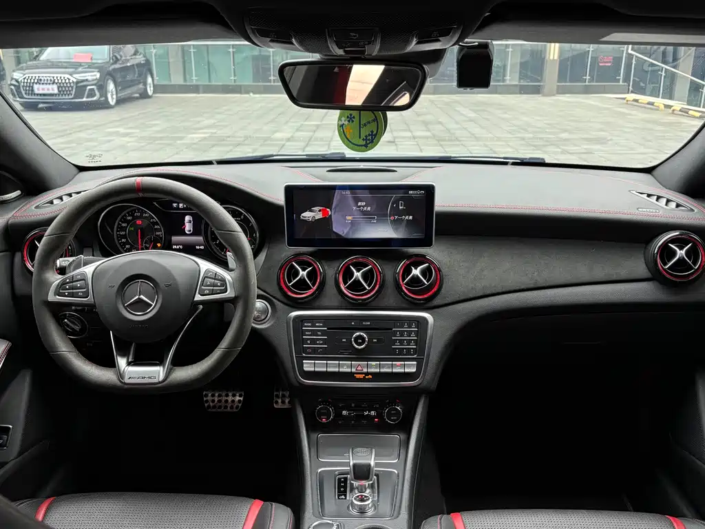 Mercedes-Benz CLA AMG 2019 — фото 12