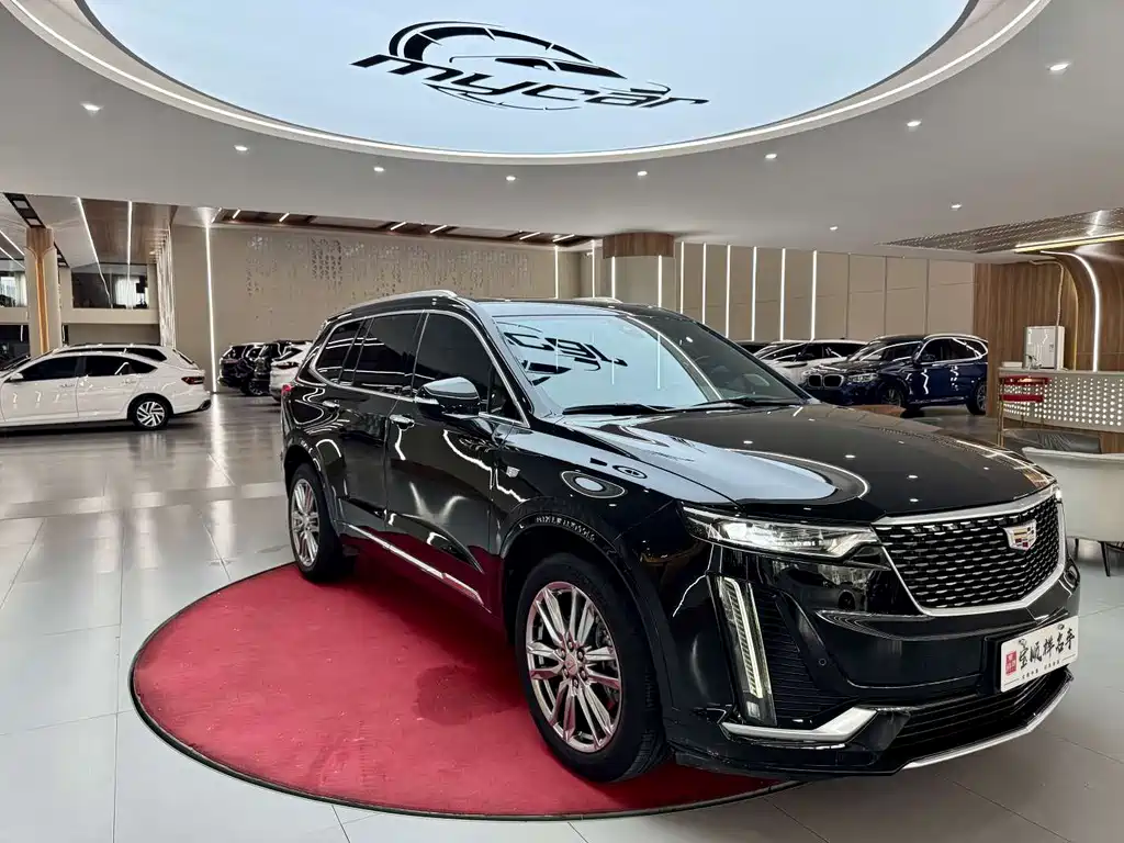 Cadillac XT6 2021 — фото 2