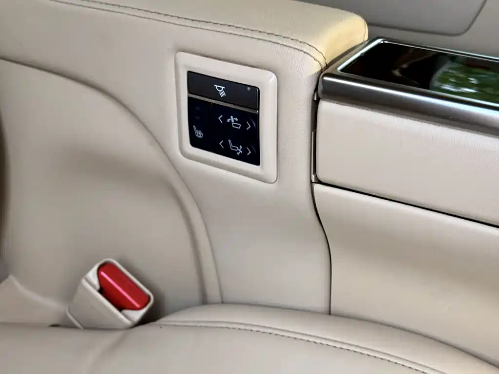 Toyota Alphard 2019 — фото 20