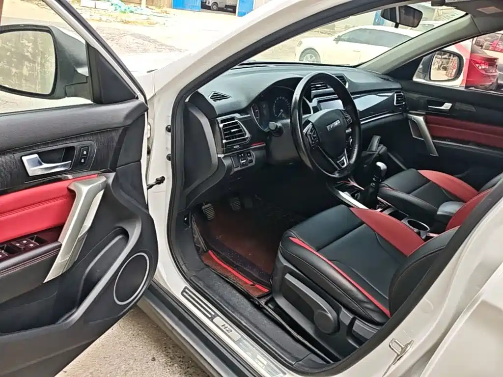 Haval H2 2018 — фото 12