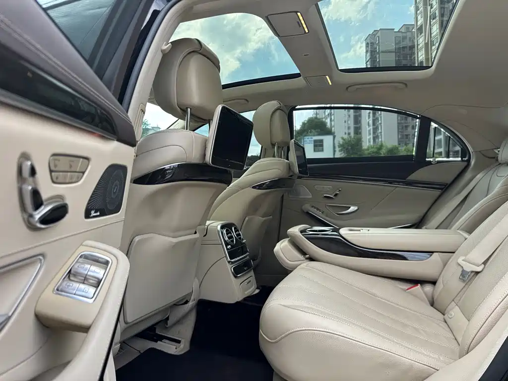 Mercedes-Benz S-Class 2015 — фото 11