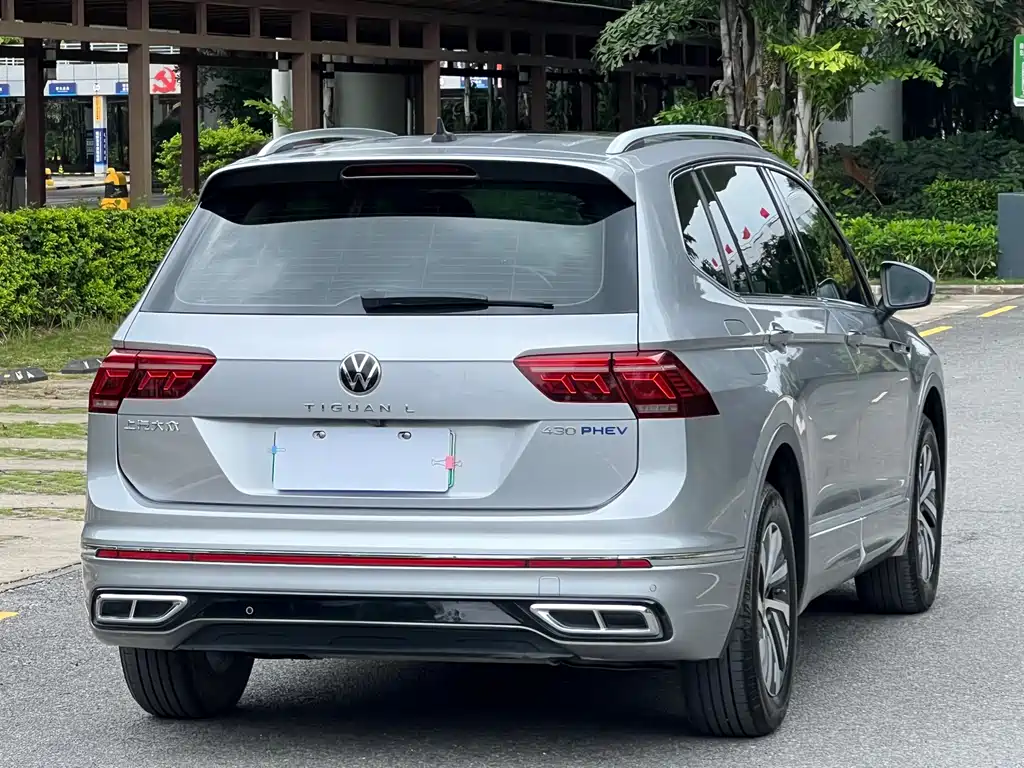 Volkswagen Tiguan L Plug-In Hybrid 2021 — фото 14