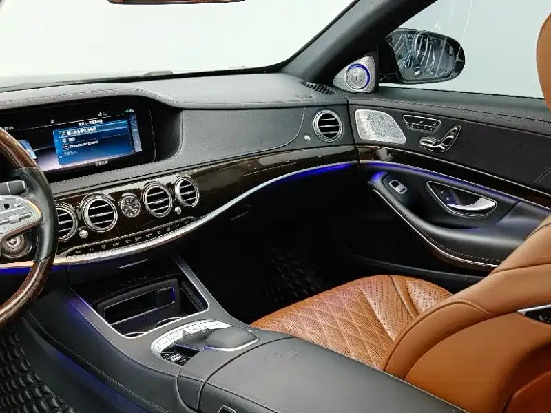 Mercedes-Benz Maybach S-Class 2021 — фото 15