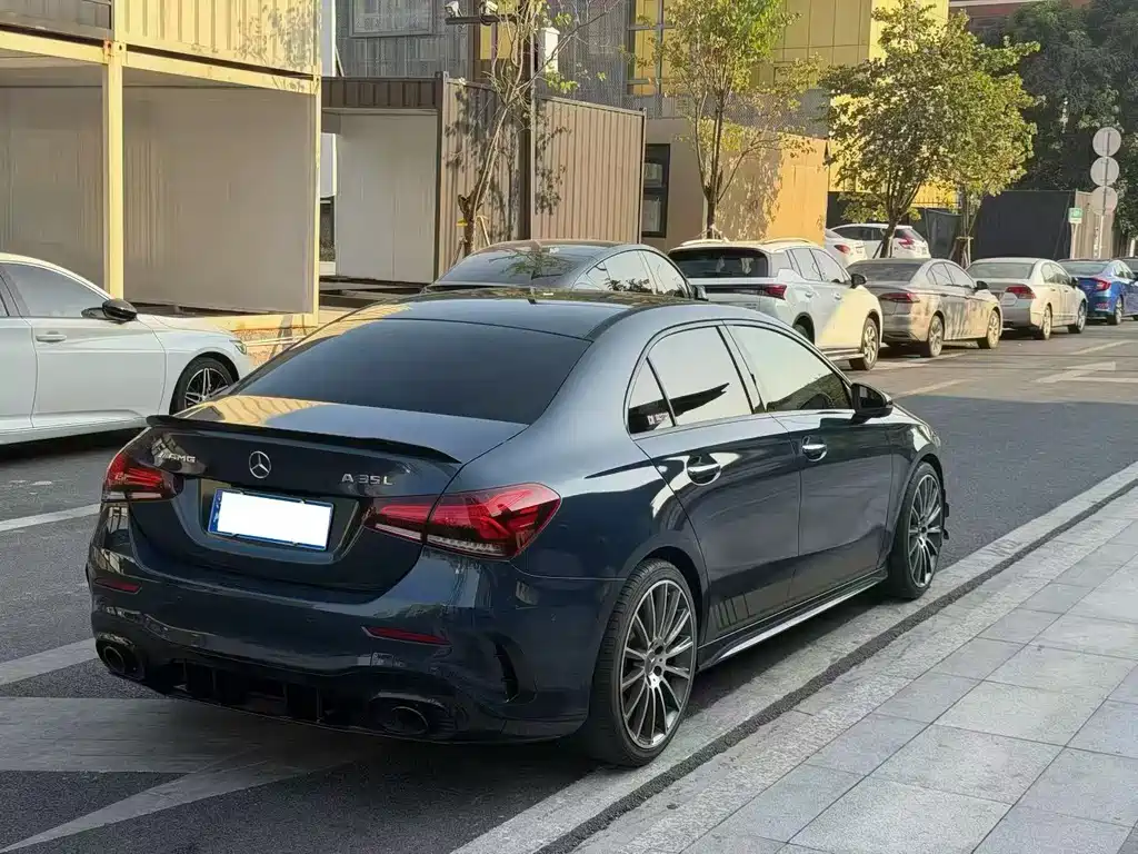 Mercedes-Benz A-Class AMG 2020 — фото 4