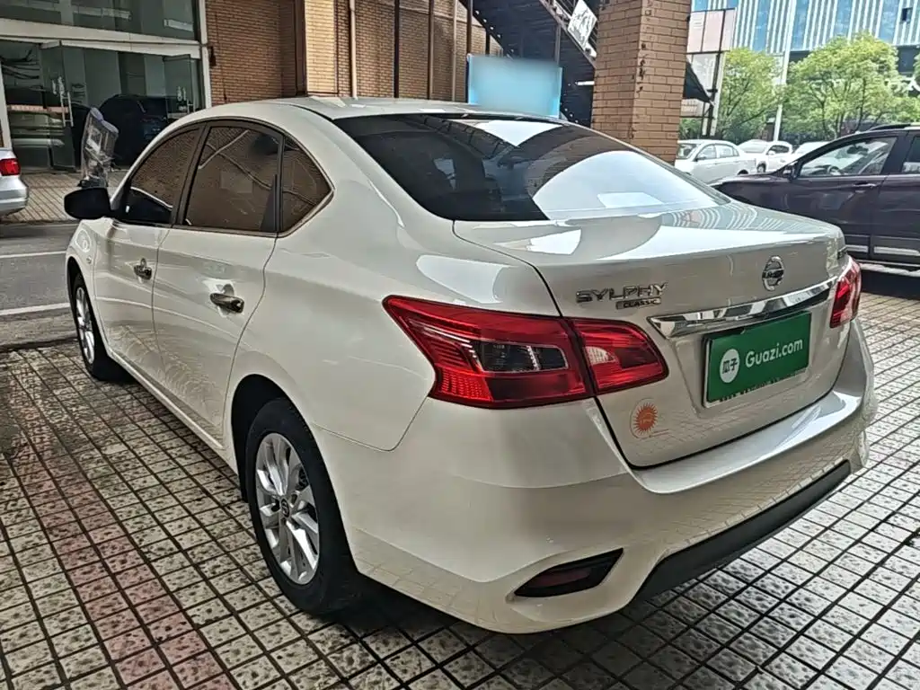 Nissan Sylphy 2023 — фото 23