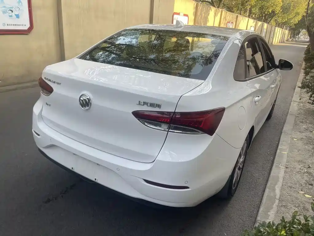 Buick Excelle 2021 — фото 11
