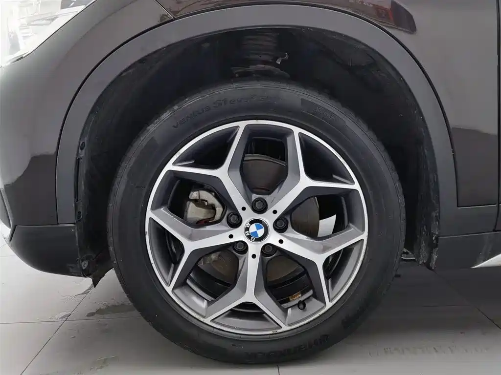 BMW X1 2019 — фото 17