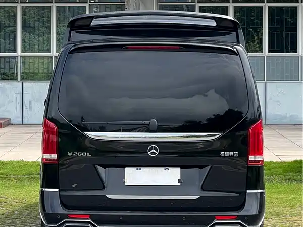 Mercedes-Benz V-Class 2023
