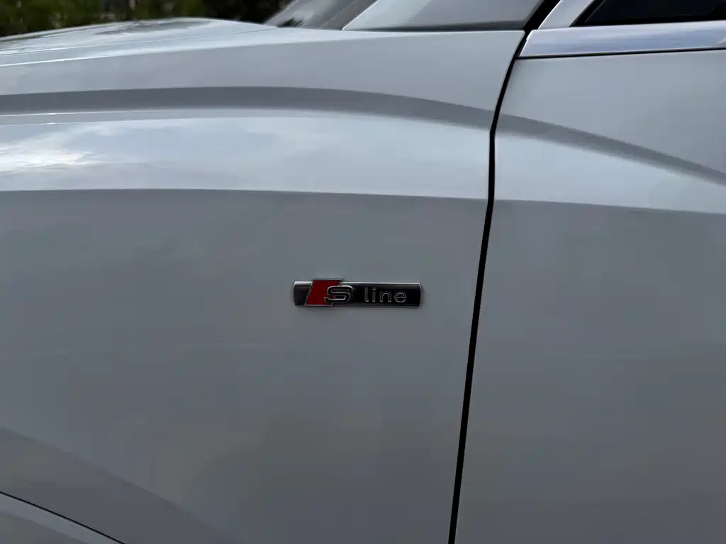 Audi Q3 Sportback 2022 — фото 19