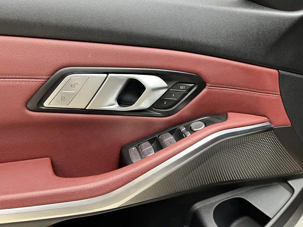 BMW 3 Series 2022 — фото 10