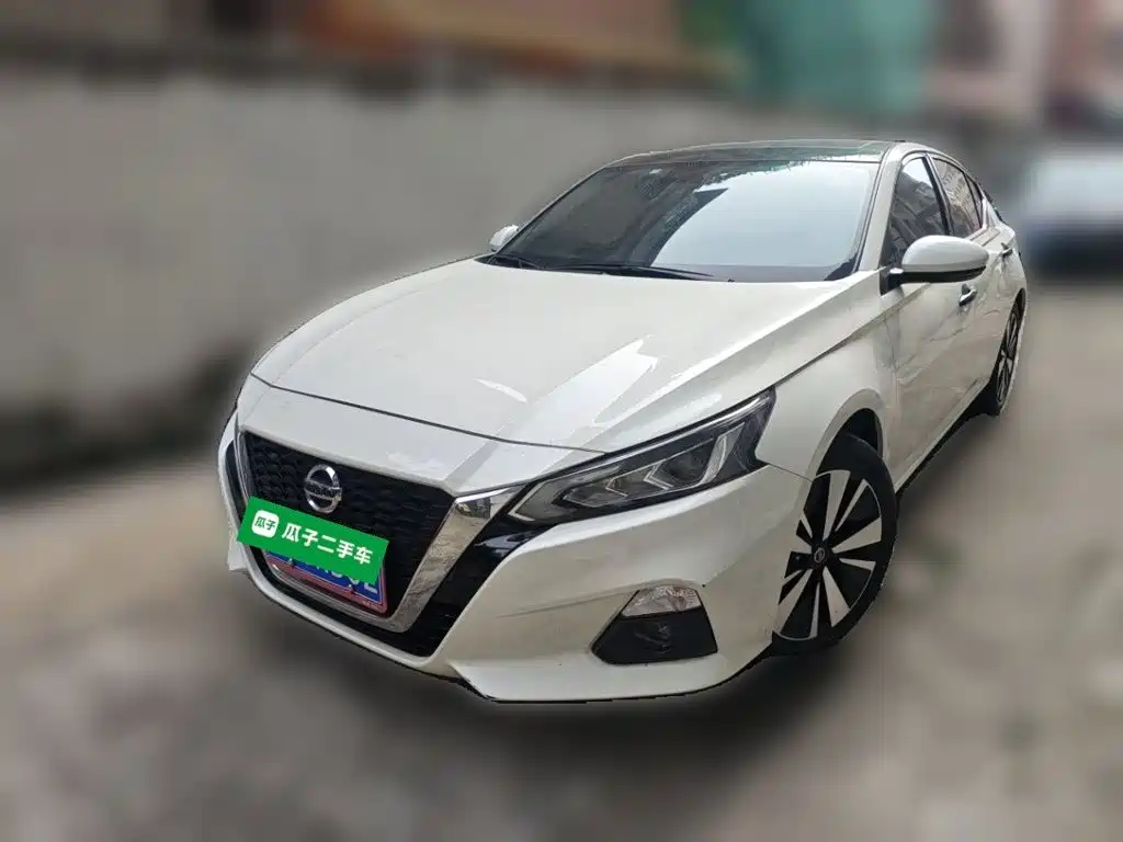 Nissan Teana 2022 — фото 1