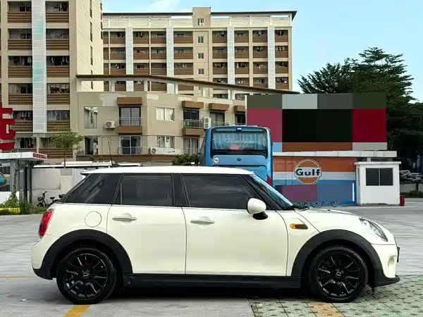 MINI 2017