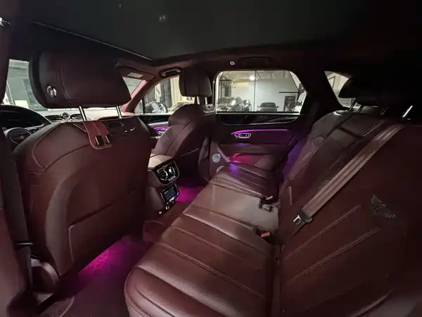 Bentley Bentayga 2022