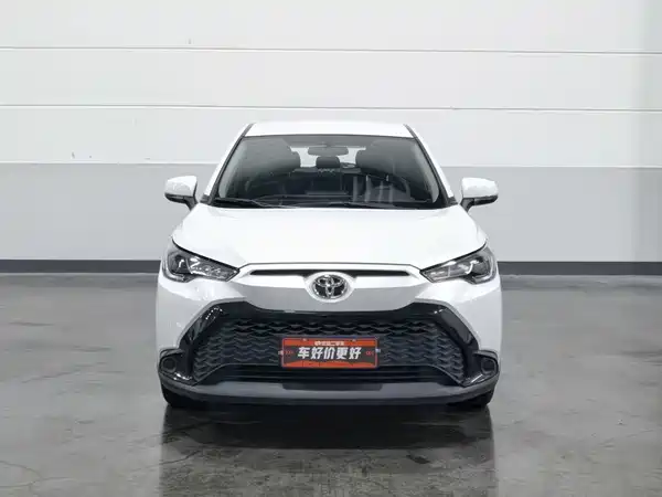 Toyota Frontlander 2024