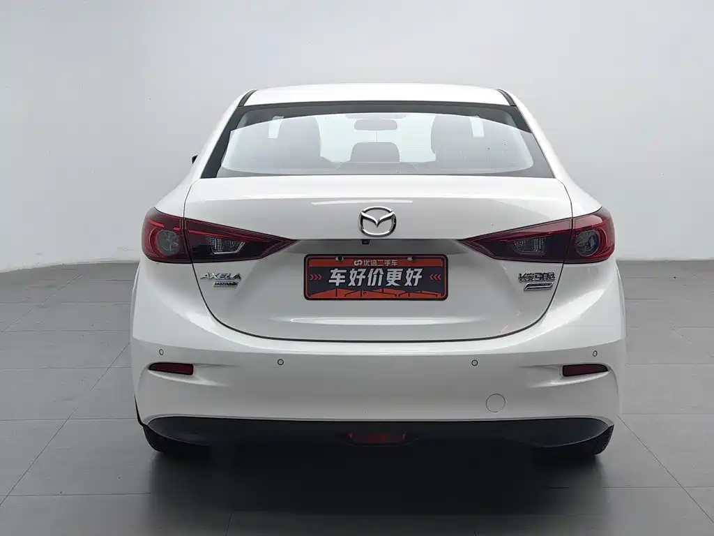Mazda 3 Axela 2016 — фото 4
