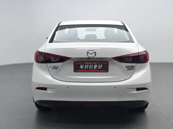Mazda 3 Axela 2016
