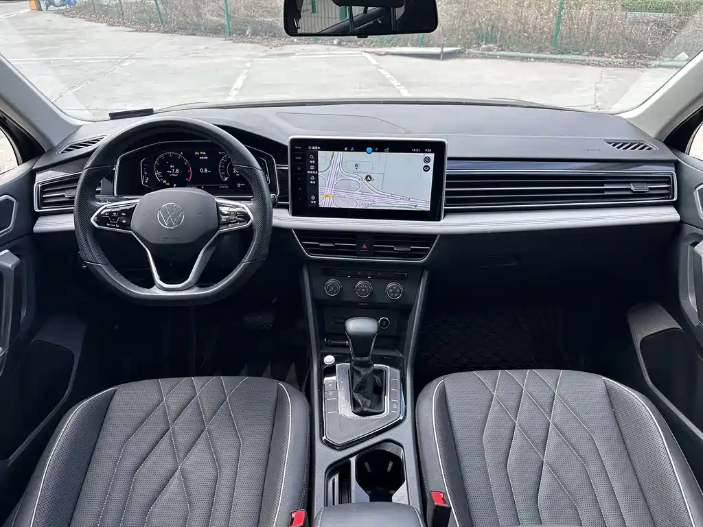 Volkswagen Tiguan L 2022