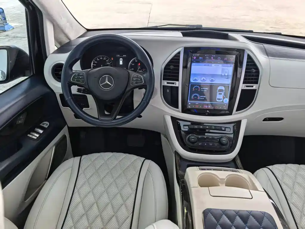 Mercedes-Benz Vito 2018 — фото 18
