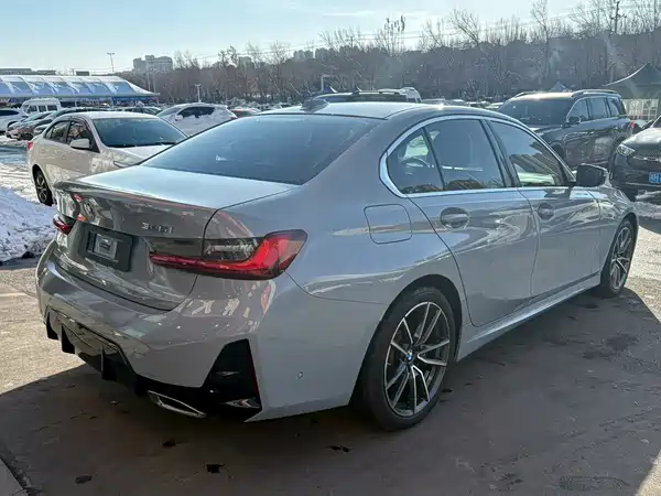 BMW 3 Series 2025