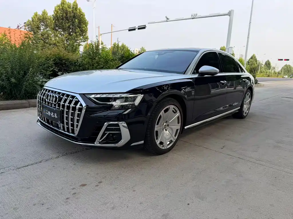 Audi A8 2024