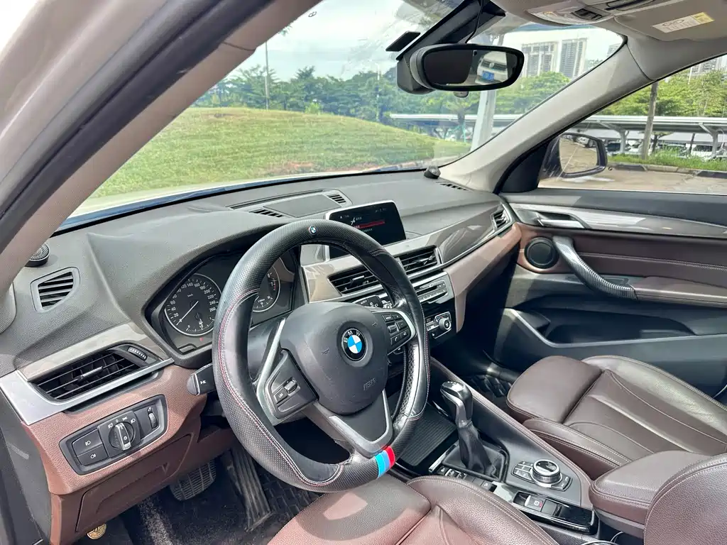 BMW X1 2018 — фото 14