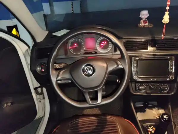 Volkswagen Santana 2016