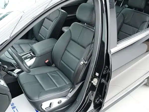 Mercedes-Benz R-Class 2017